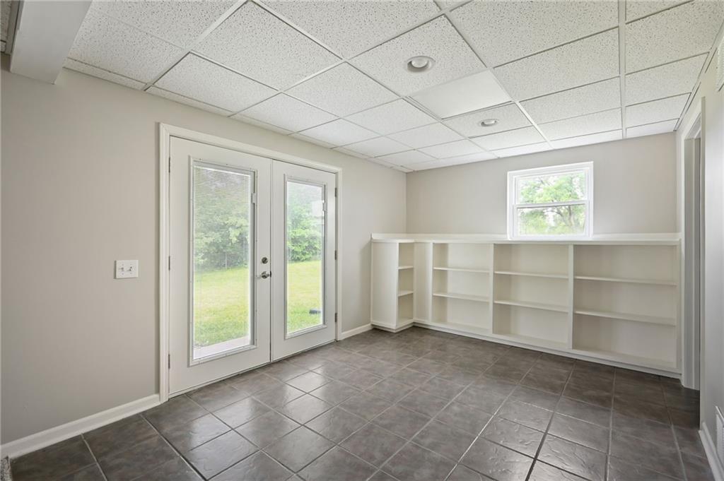 9201 N Charlotte Court