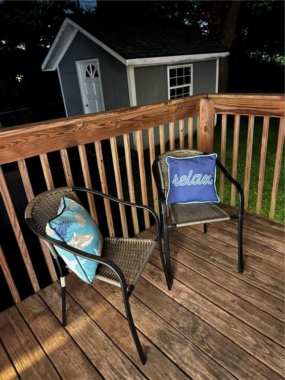 824 SW Pleasant Drive