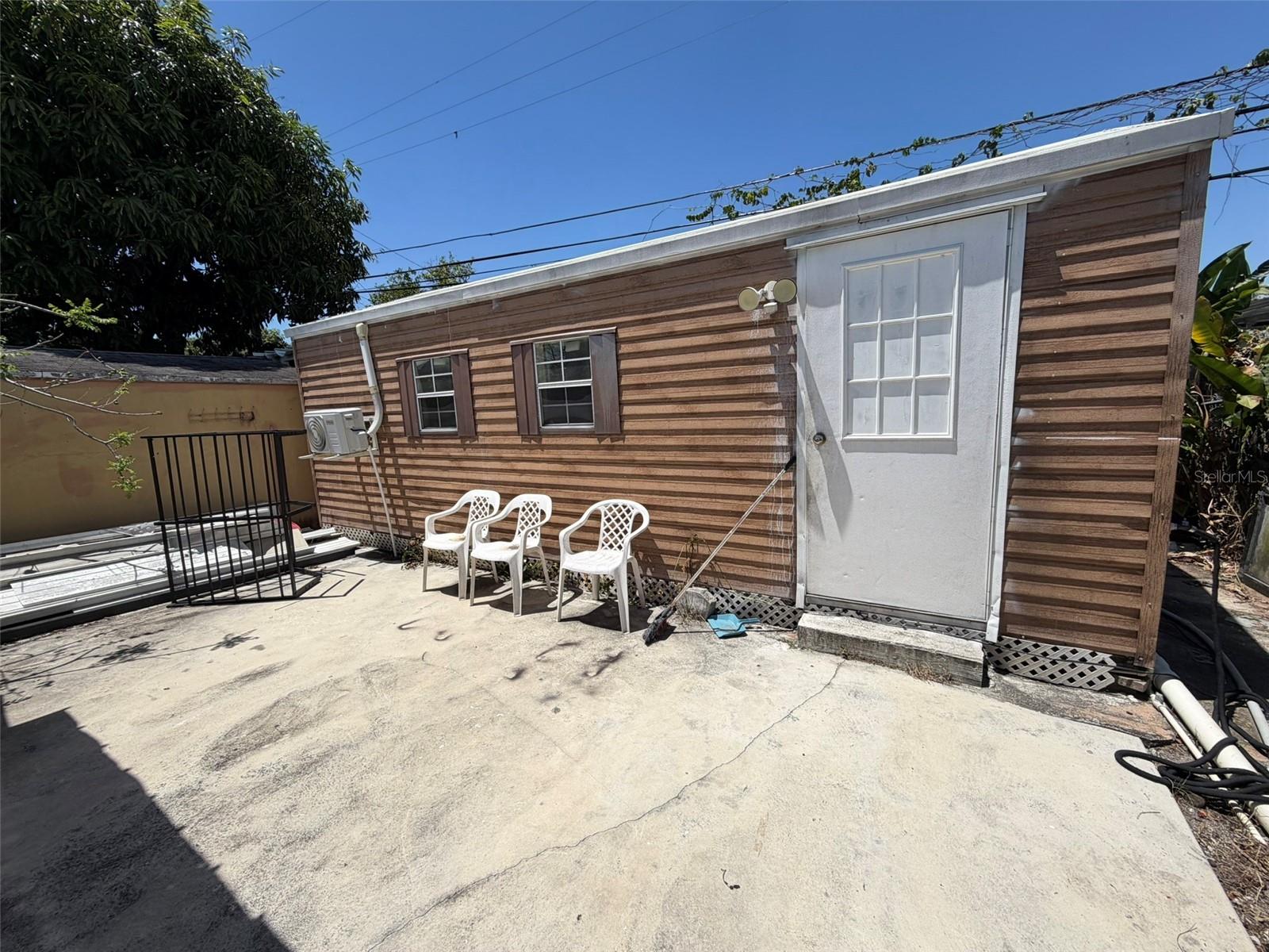 131 E 39th Street