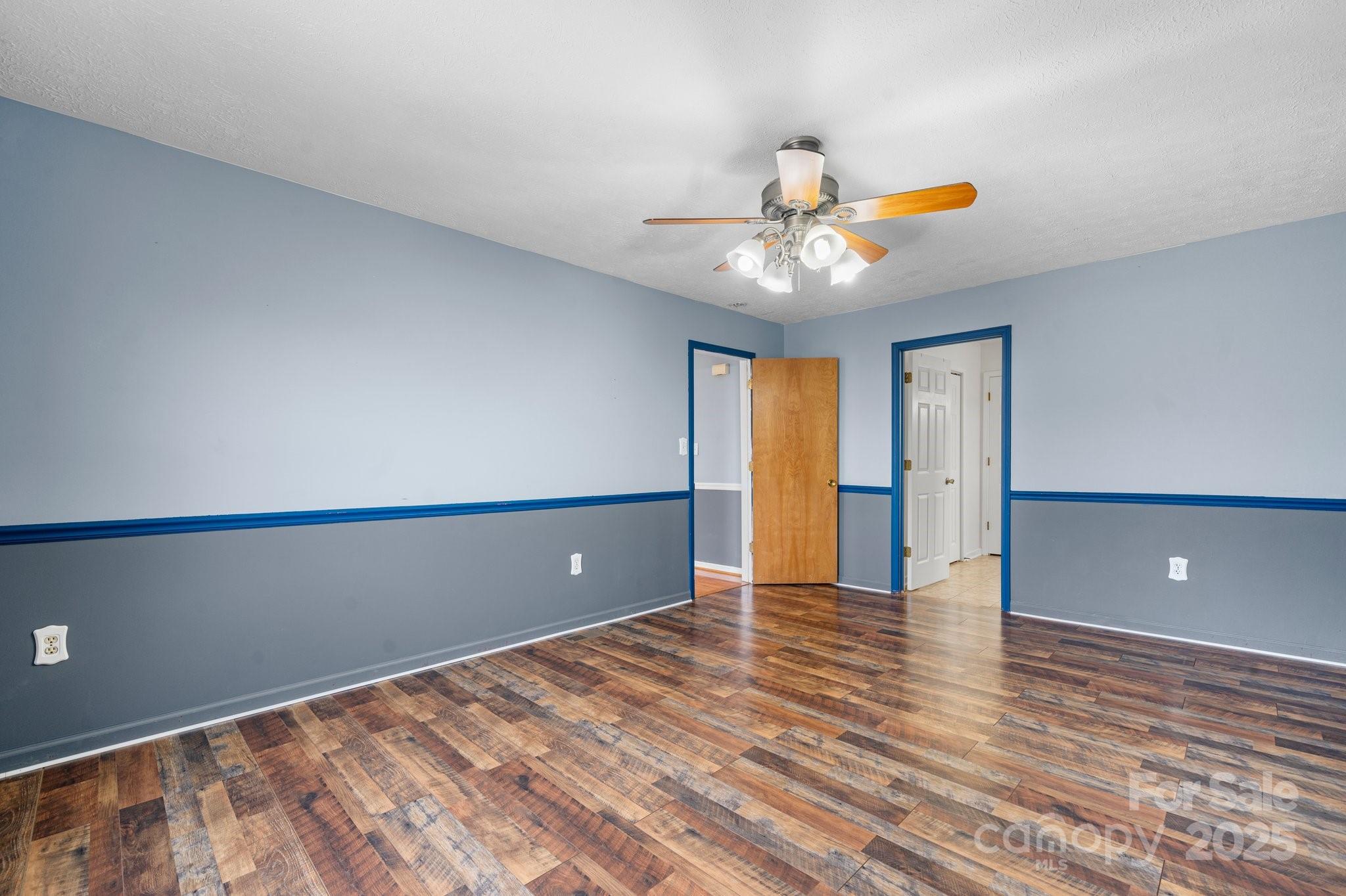 2711 Jordan Place