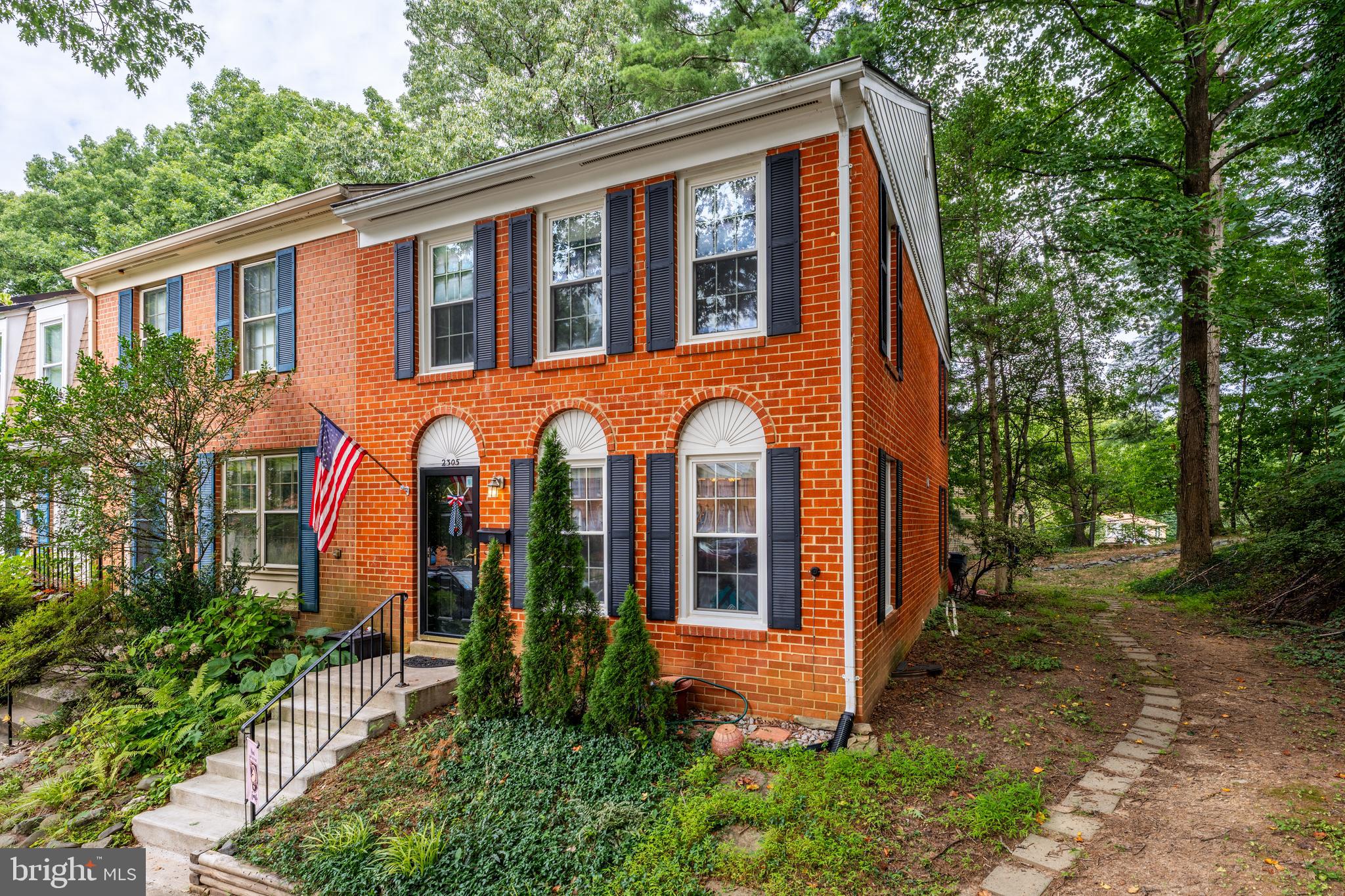 2305 Horseferry Court