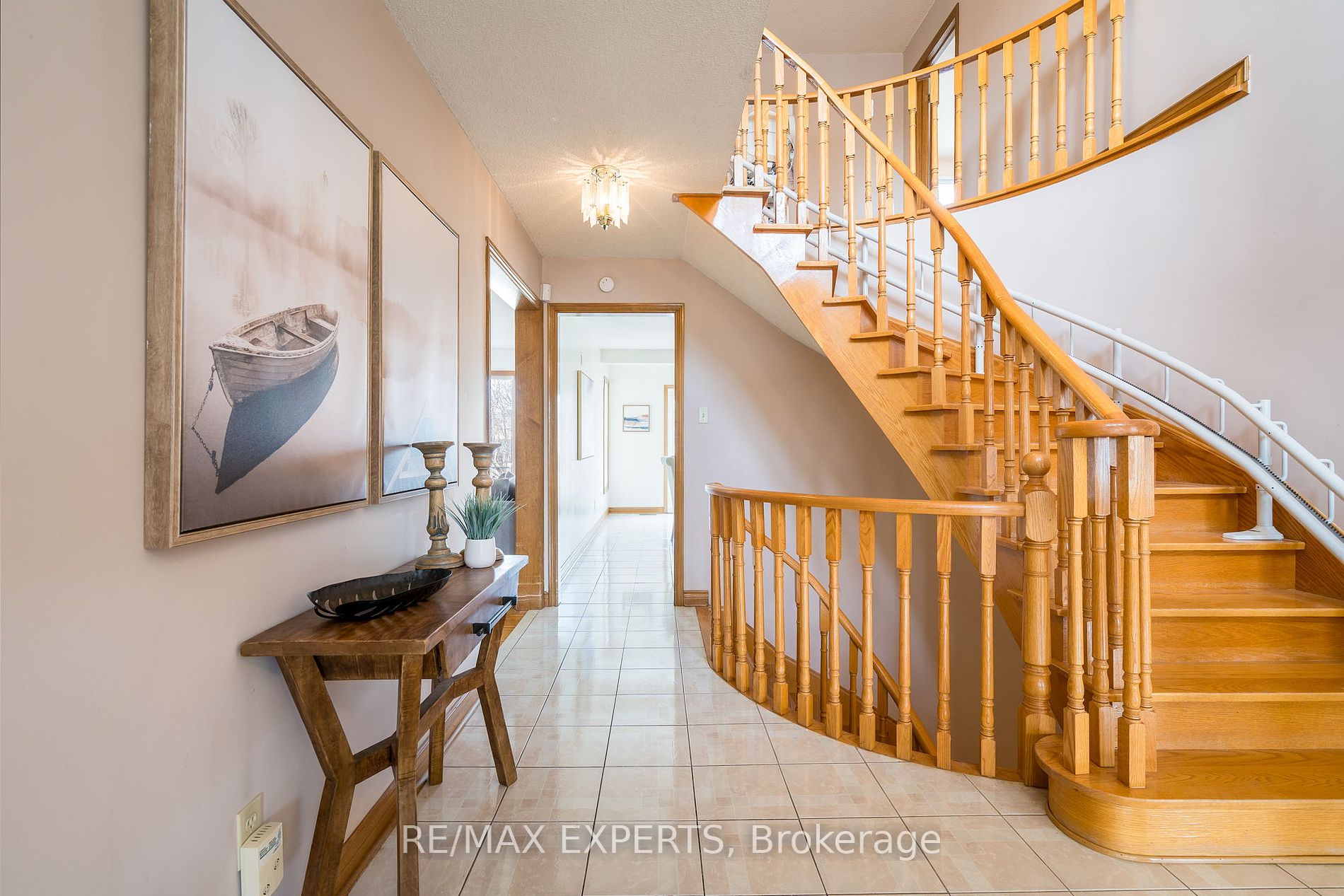 5 Cabaletta Cres