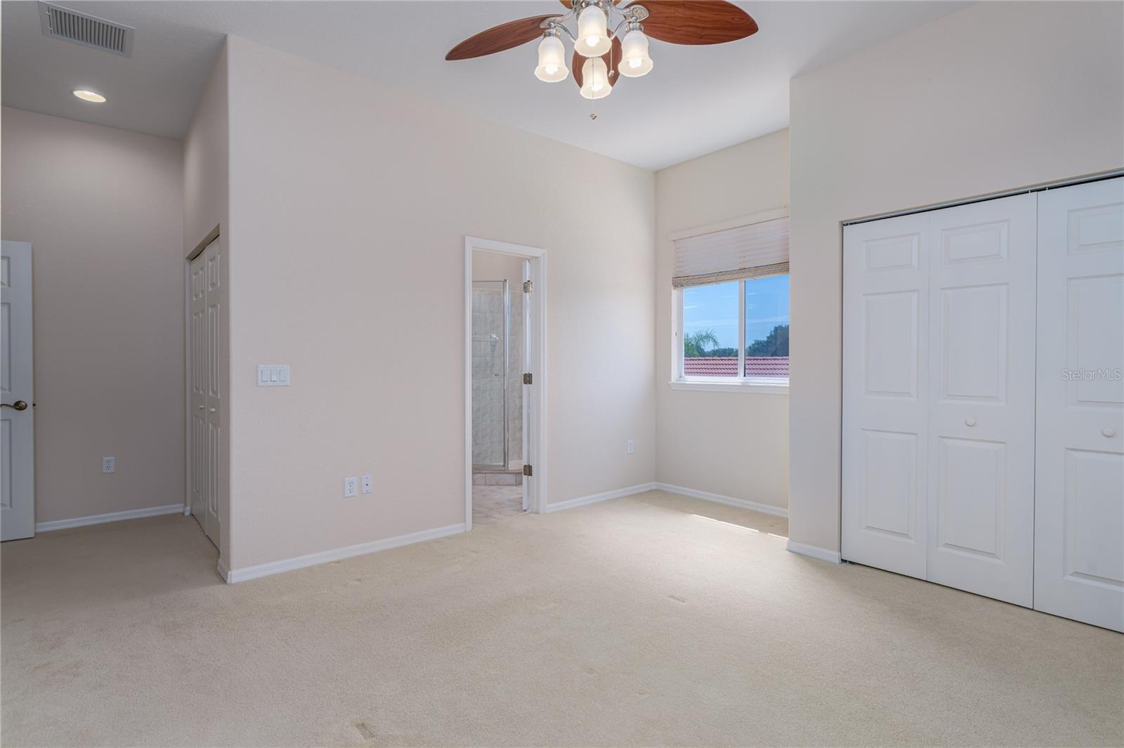 17809 Howling Wolf Run