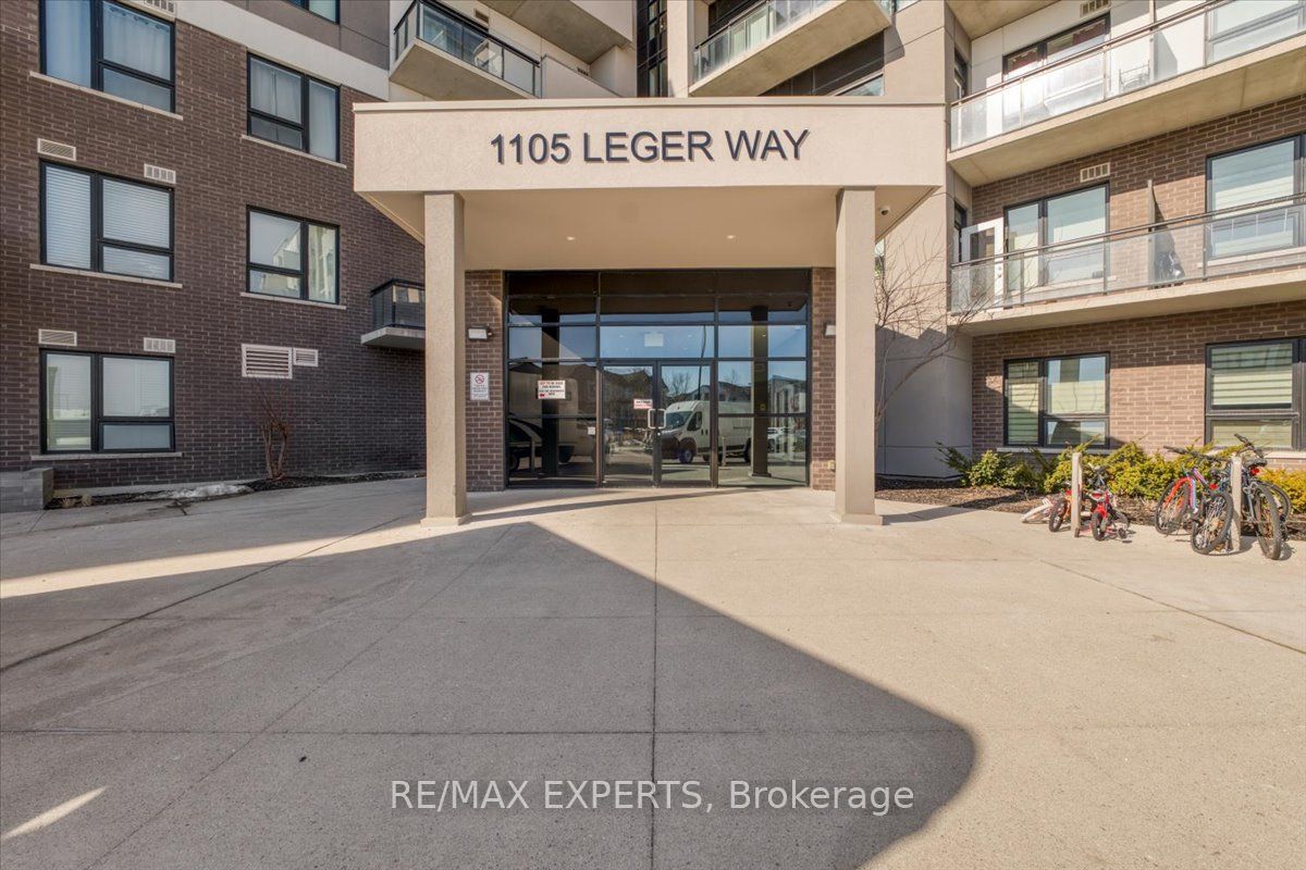1105 E Leger Way 527