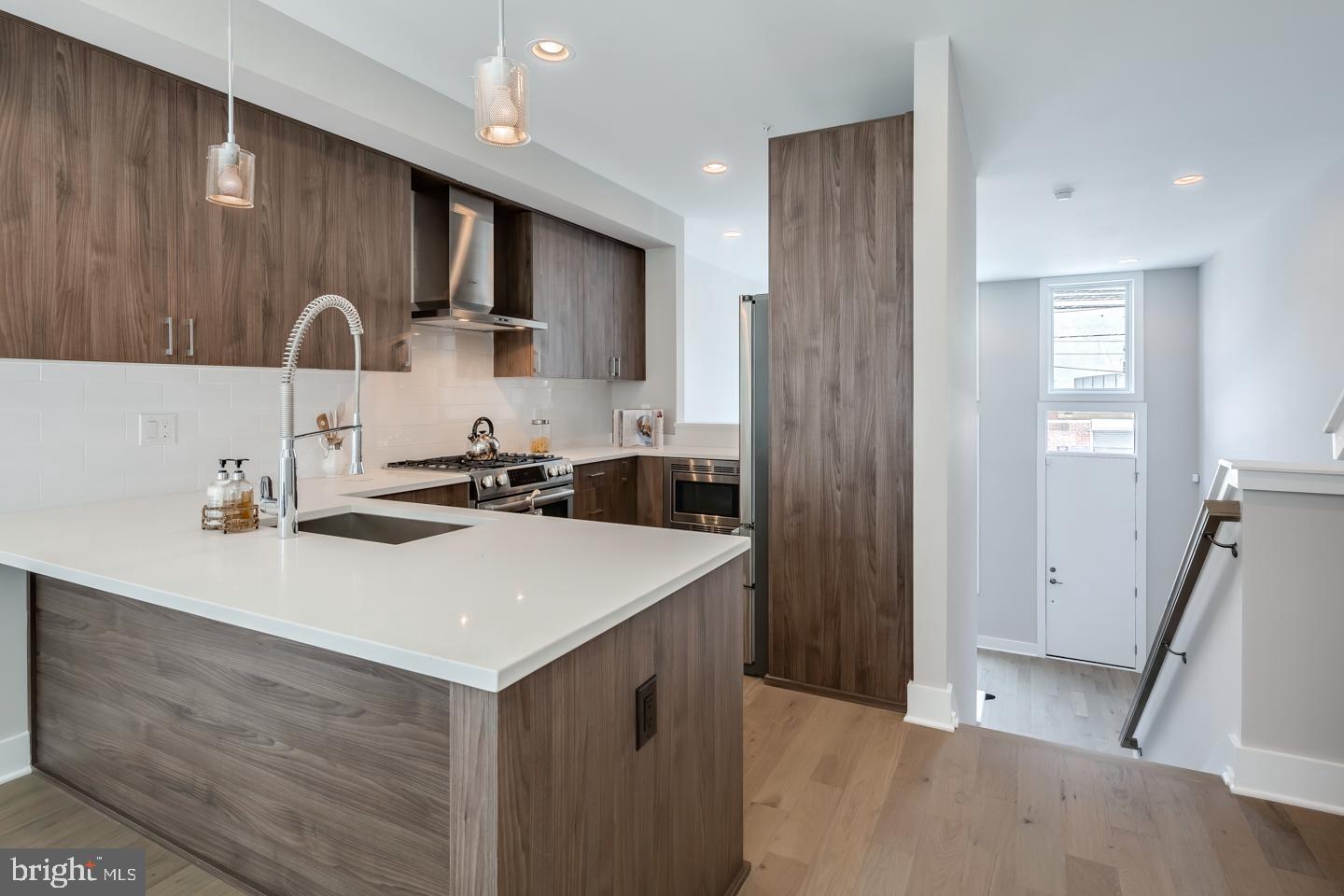 328 Fairmount Avenue