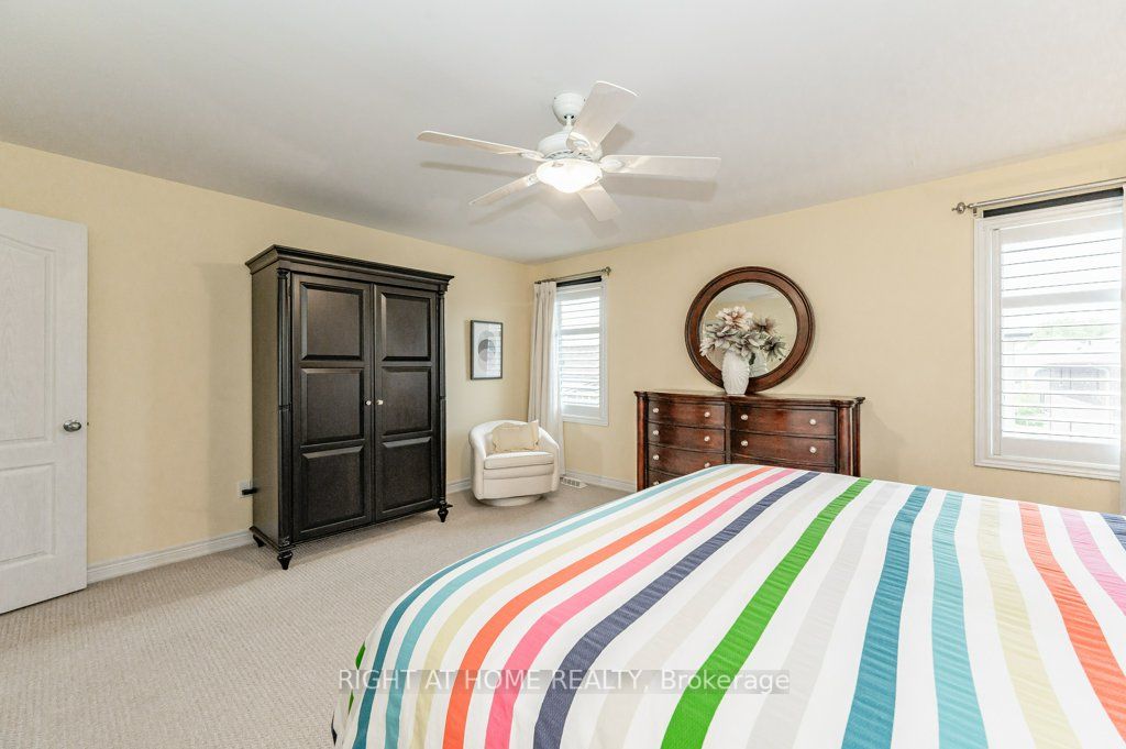 60 Oleary Dr