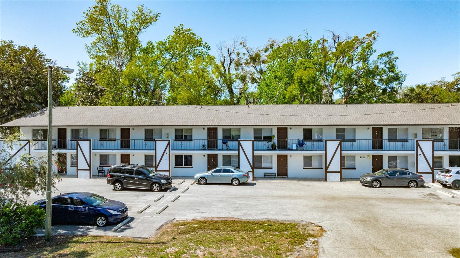 1216 Kennedy Road