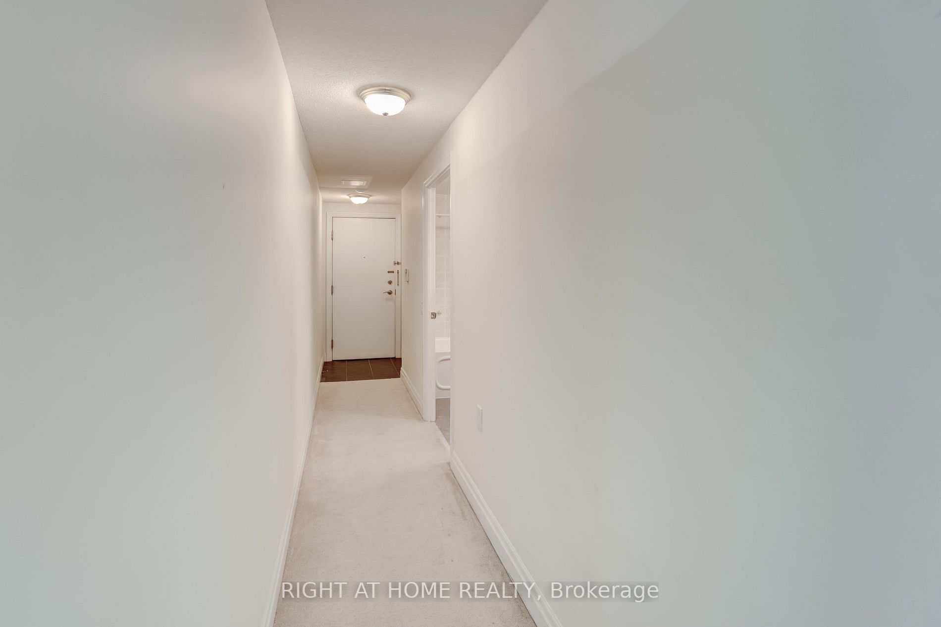 21 Hillcrest Ave 405
