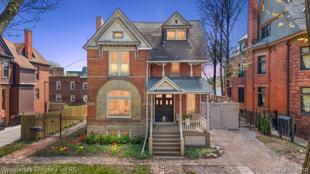 Opportunity on historic Canfield Ave in Midtown! The property currently features 2 distinct spaces- a live/work entry level space and an upper 2 bed/1bath 1,400 sqft income-generating flat @ $2,200/month. Keep it multi use or explore your own vision for this former single family home! Original and unique character still lives on: decorative custom woodwork & moldings, multiple fireplaces w/ original mantels & a grand entry staircase! The first floor has been fully renovated: white oak hardwood floors, open kitchen design w/ white shaker cabinets, bronze architectural hardware, Carrara marble countertops, Grohe plumbing fixtures, stainless steel appliances, hexagon Carrera tile, custom vanity & large walk-in rain shower. The upper flat reno includes custom oak hardwood floors, quartz countertops & stainless steel appliances. Separate meters as well!**THIS LISTING QUALIFIES FOR INDEPENDENT BANK'S NO CLOSING COST PROGRAM. FUNDS ARE LIMITED SO ACT FAST AND CONTACT US FOR DETAILS**