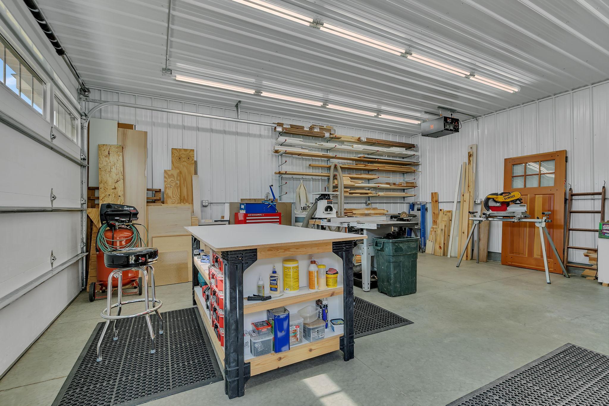 1201 Huntington Drive S