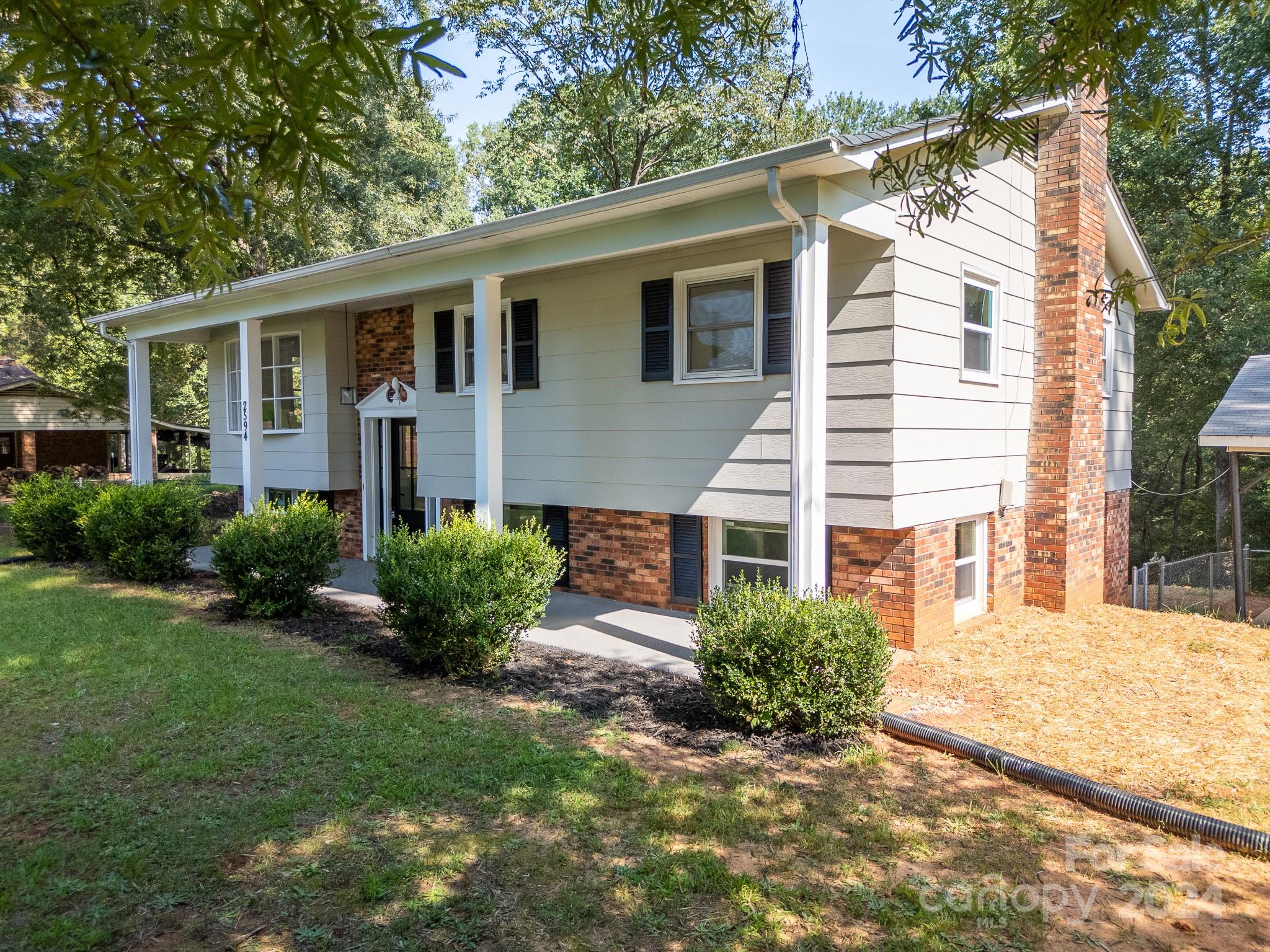 2594 Cedar Valley Drive