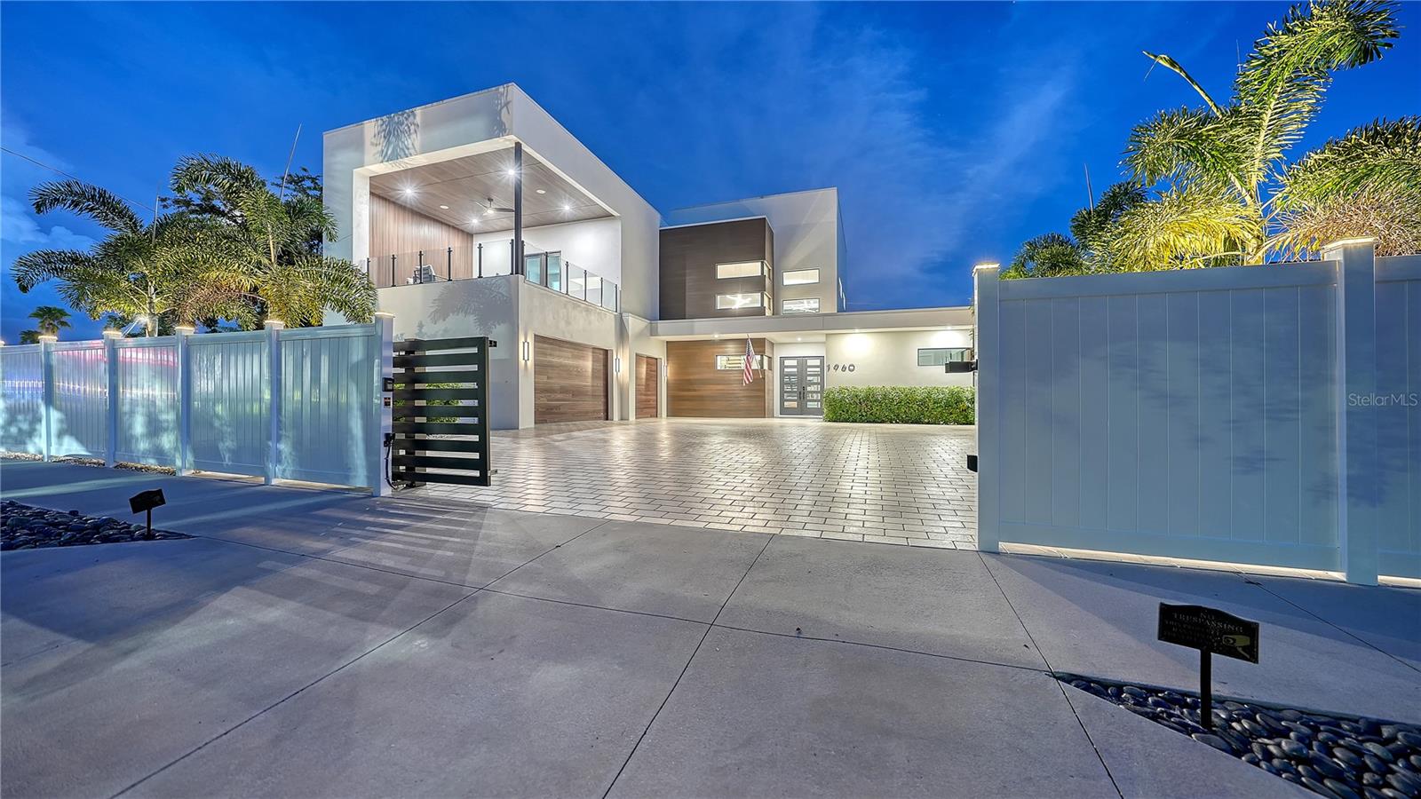 1960 Boyce Street, Sarasota, FL