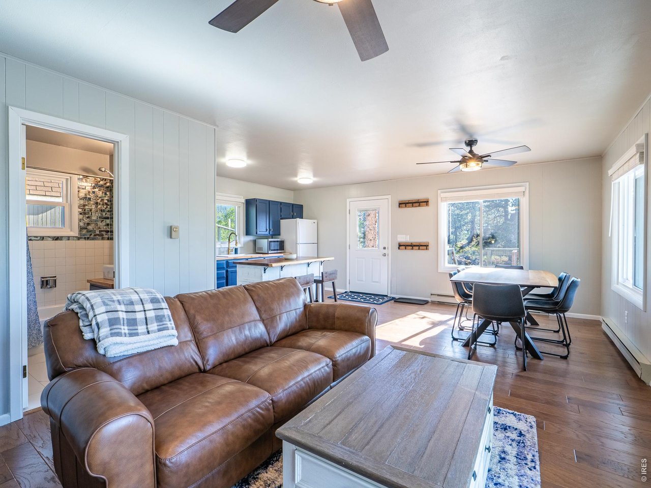 6424 Ottawa Way
