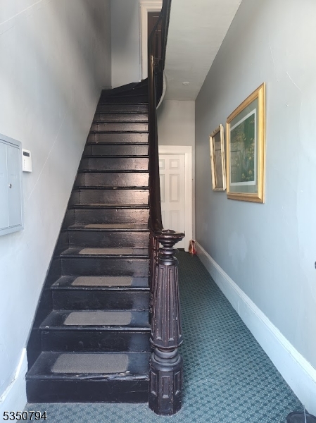 304 Front St 7
