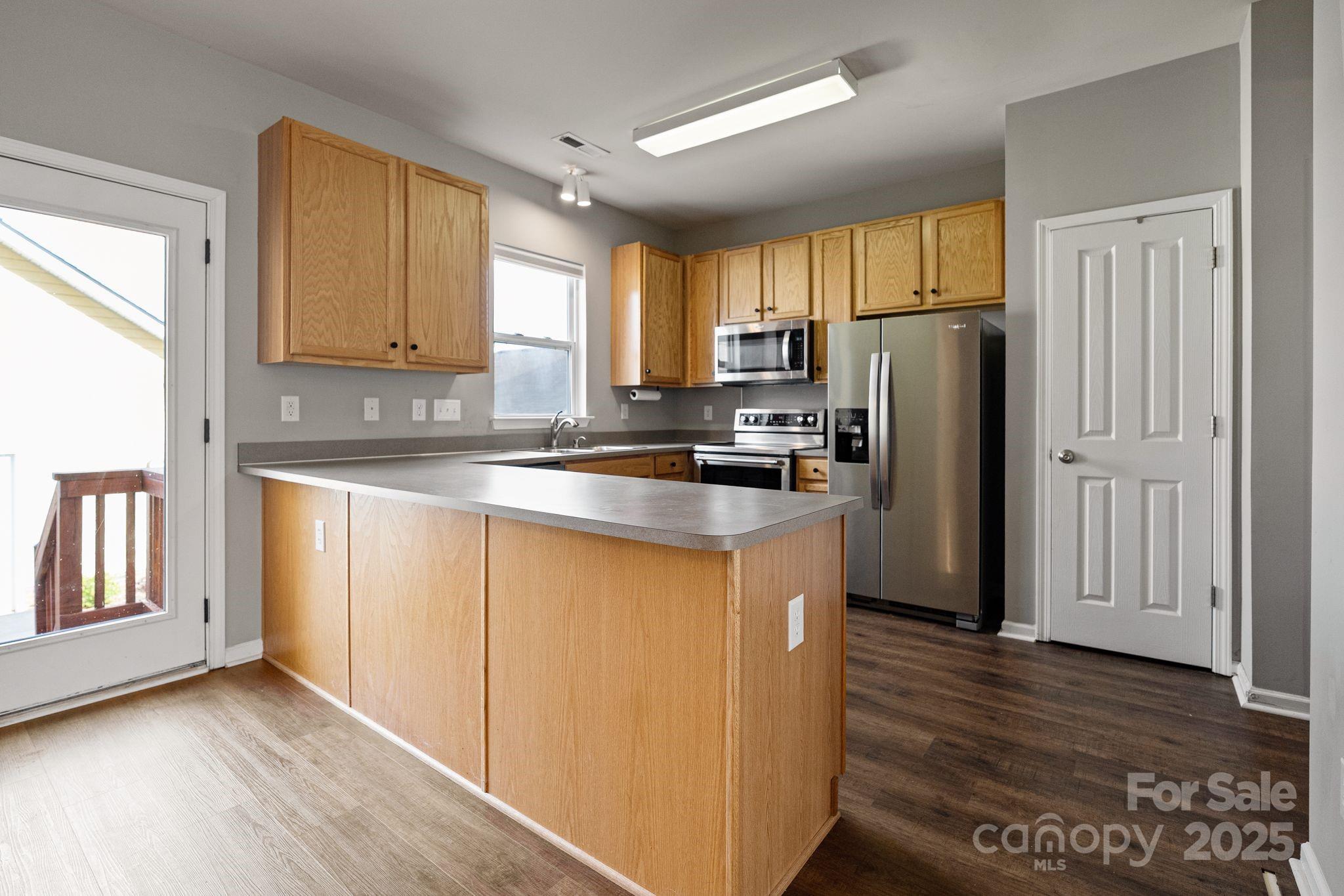 115 E Decatur Avenue