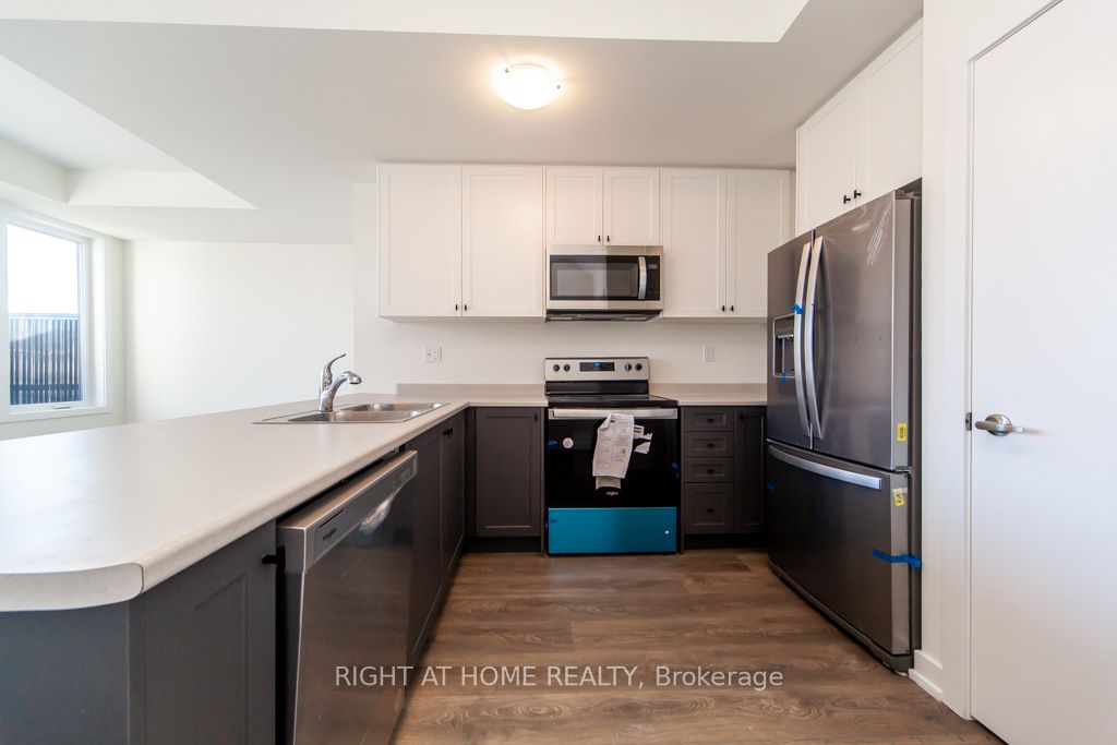 160 Densmore Rd 2104