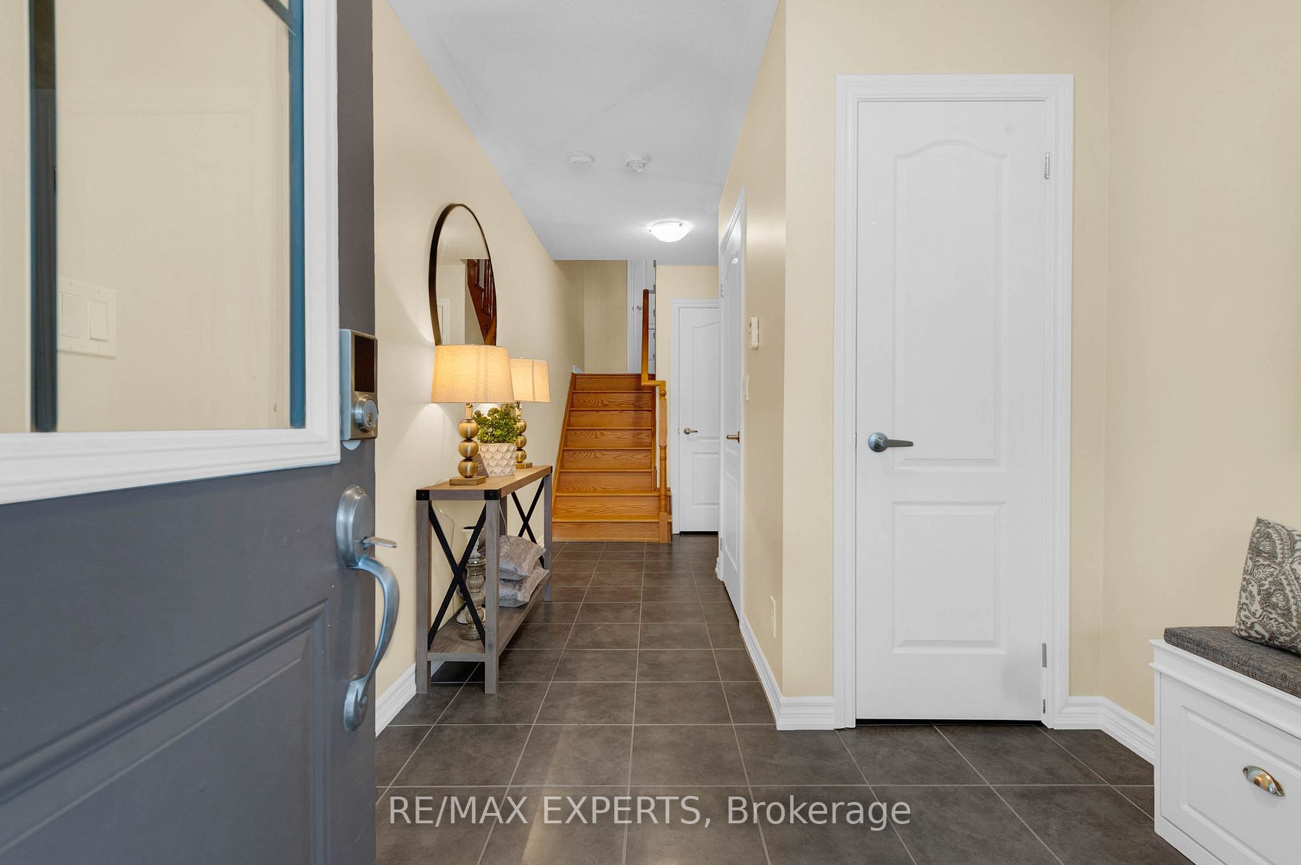 136 Alvin Pegg Dr