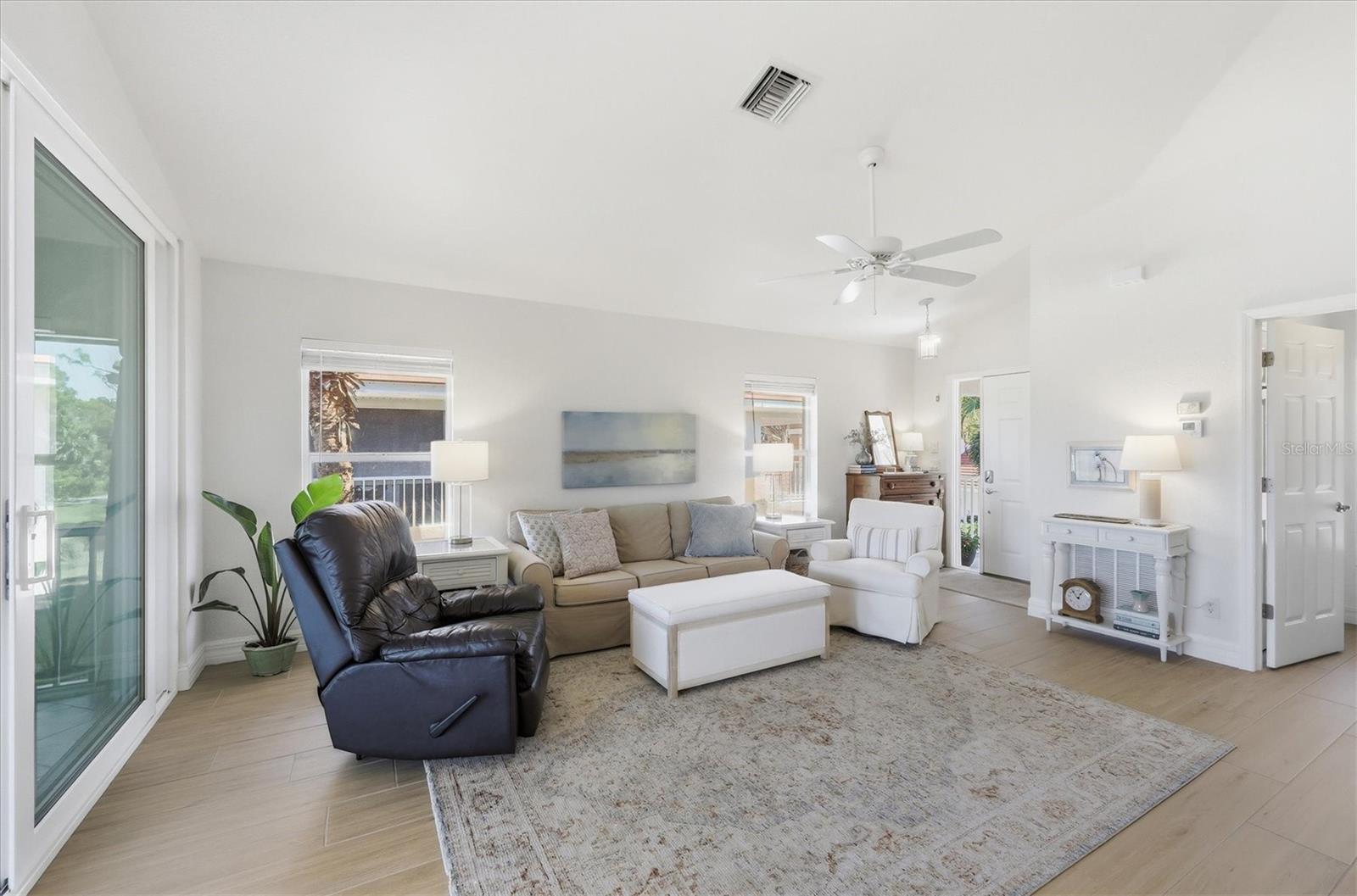 14000 Willow Glen Court 208