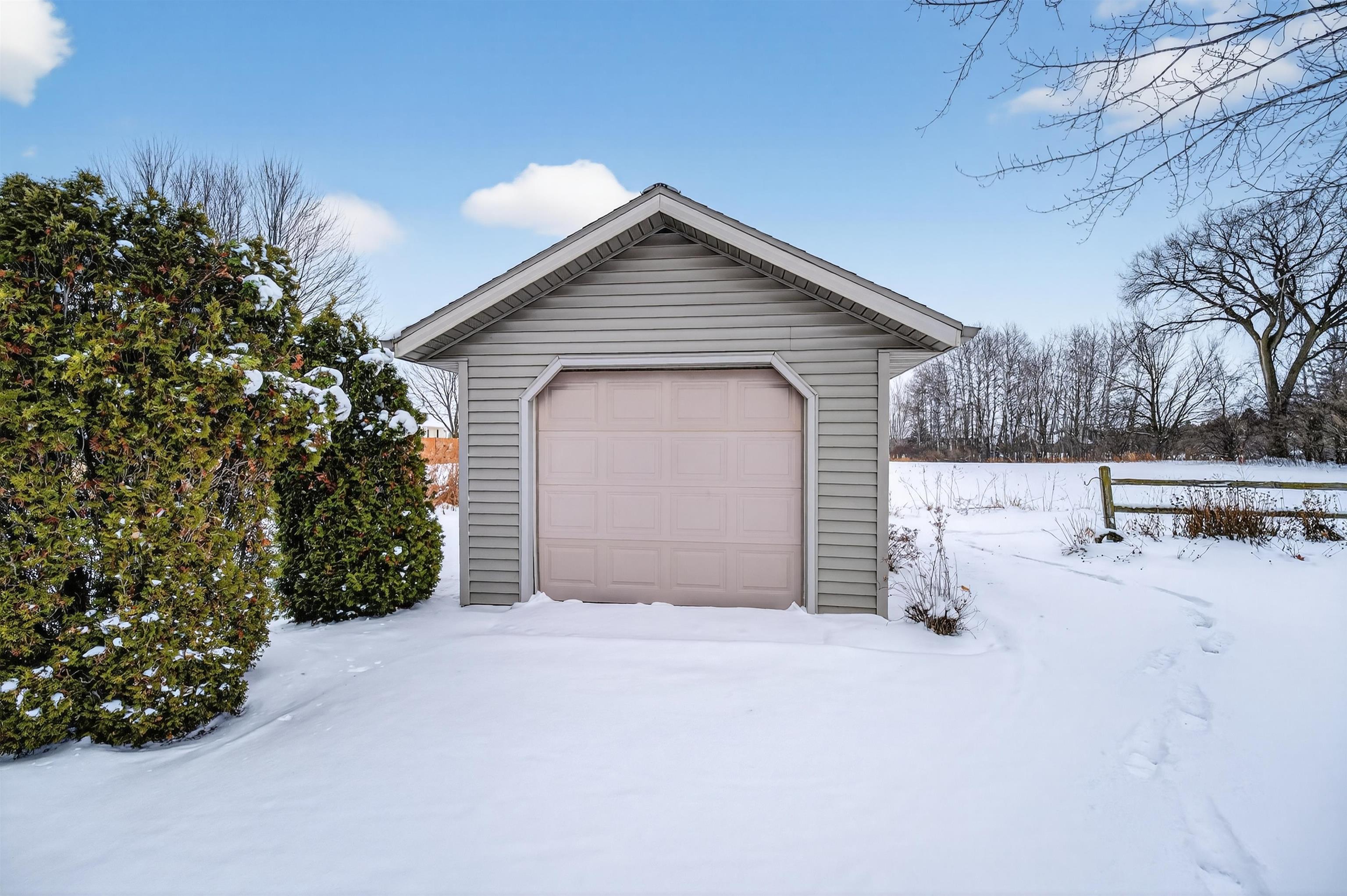 885 Driftwood Drive