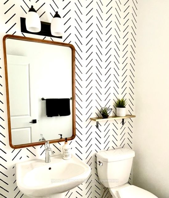 114 Black Willow Cres