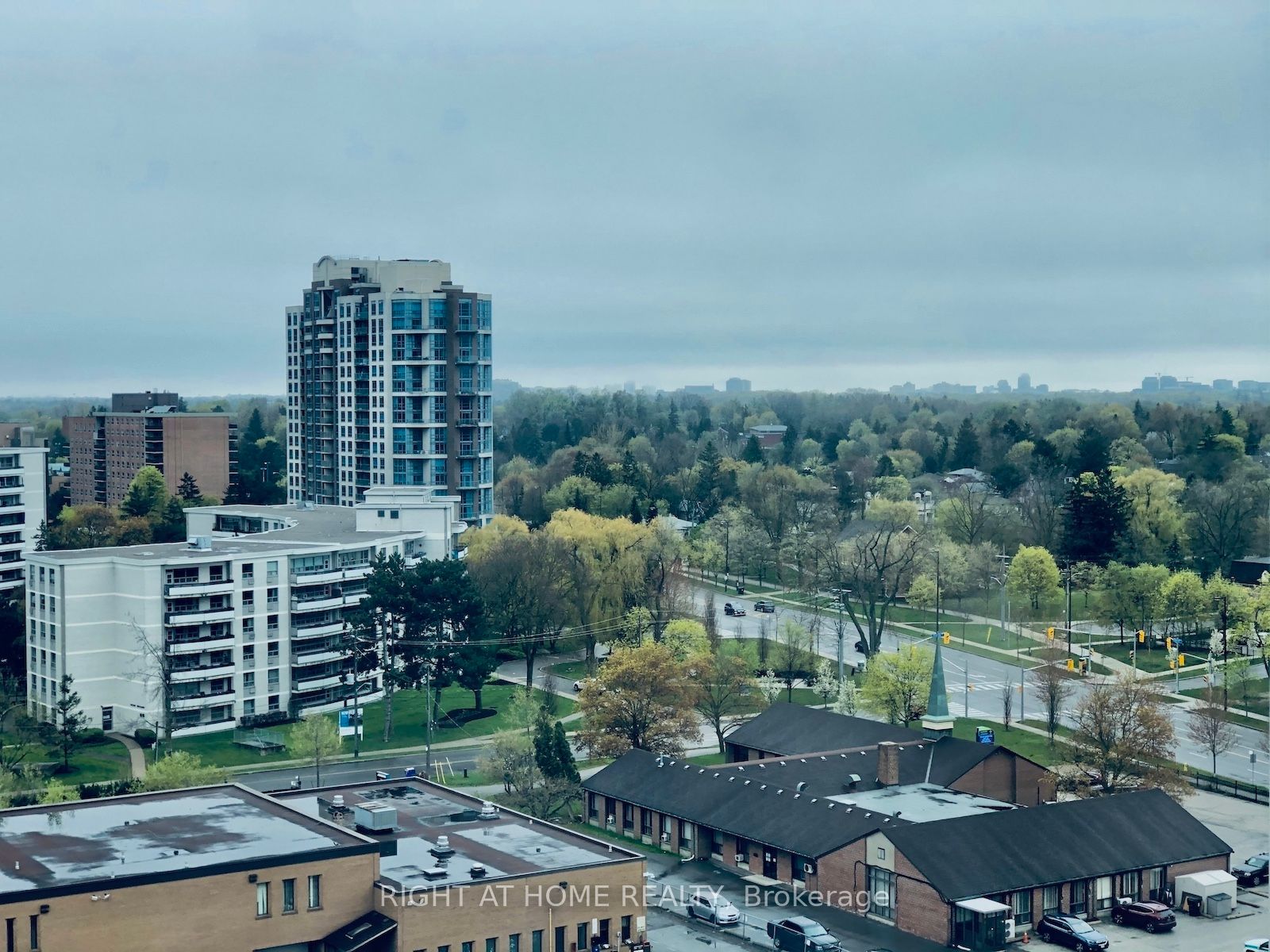 30 Canterbury Pl 1207
