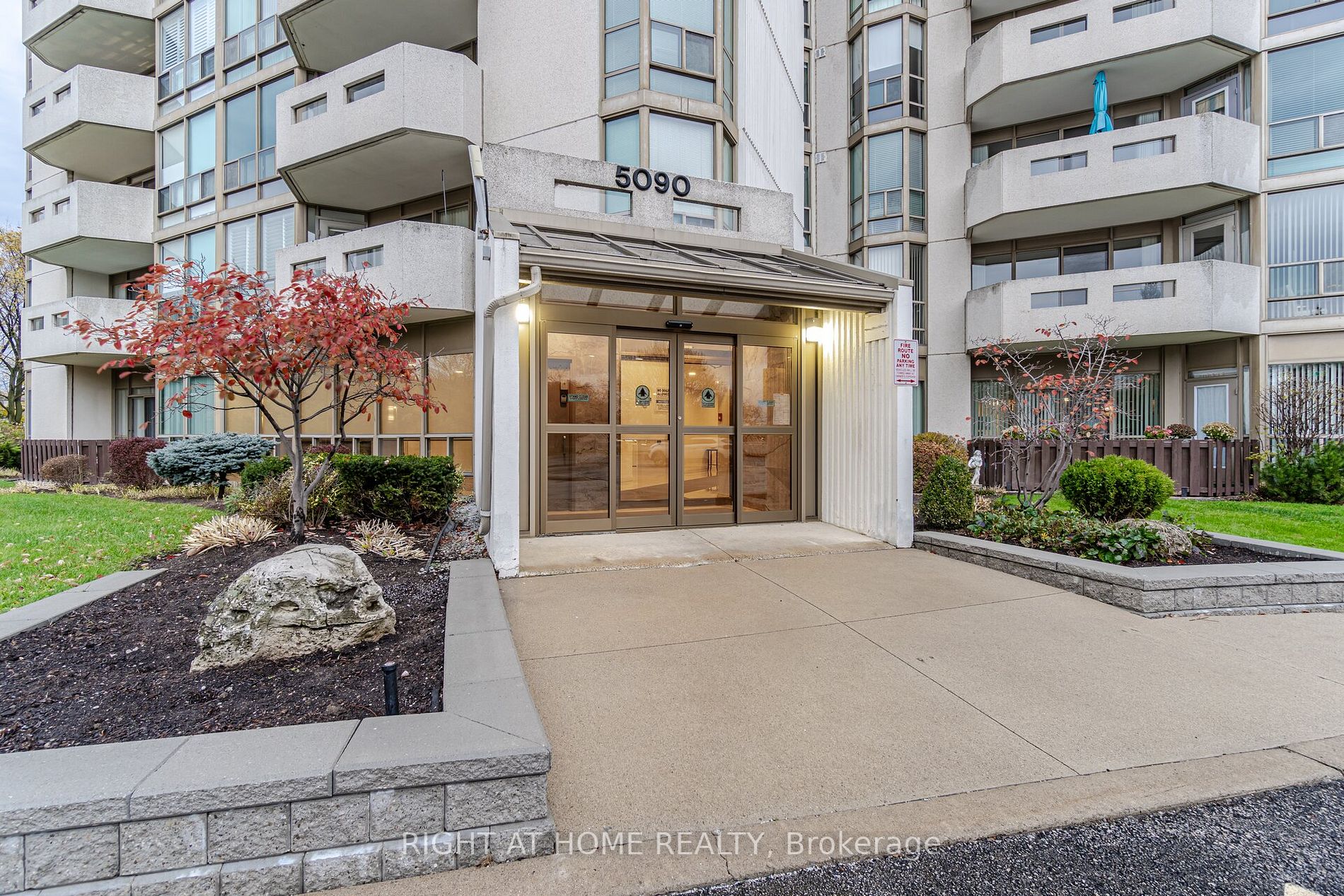 5090 Pinedale Ave 1001