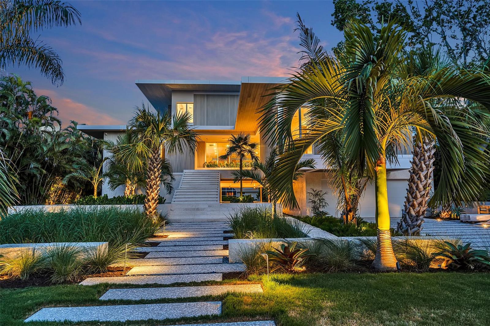 500 Harbor Cove Circle, Longboat Key, FL