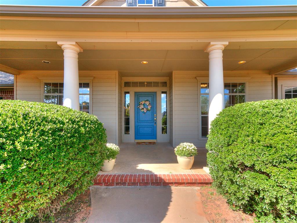 Welcome Home to 7001 Mid Iron Lane!Discover the perfect blend of space, comfort, and unbeatable value in this stunning 4-bedroom, 2-bathroom home spanning 2,092 square feet. Boasting a rare and highly sought-after combination, this property offers the financial advantage of Logan County taxes paired with the prestige of Edmond Public Schools! Inside, you’ll find a spacious, flowing layout designed for effortless everyday living and entertaining. Every bedroom provides ample space, making it an ideal retreat for growing families. Don’t miss your chance to own a slice of Edmond comfort with lower tax overhead—schedule your private tour today