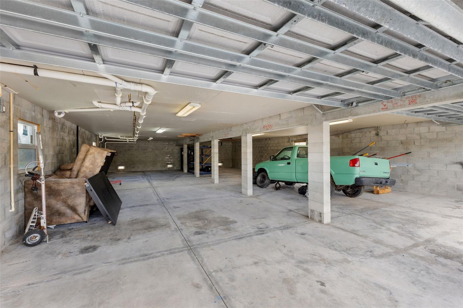 445 Horseshoe Loop Road