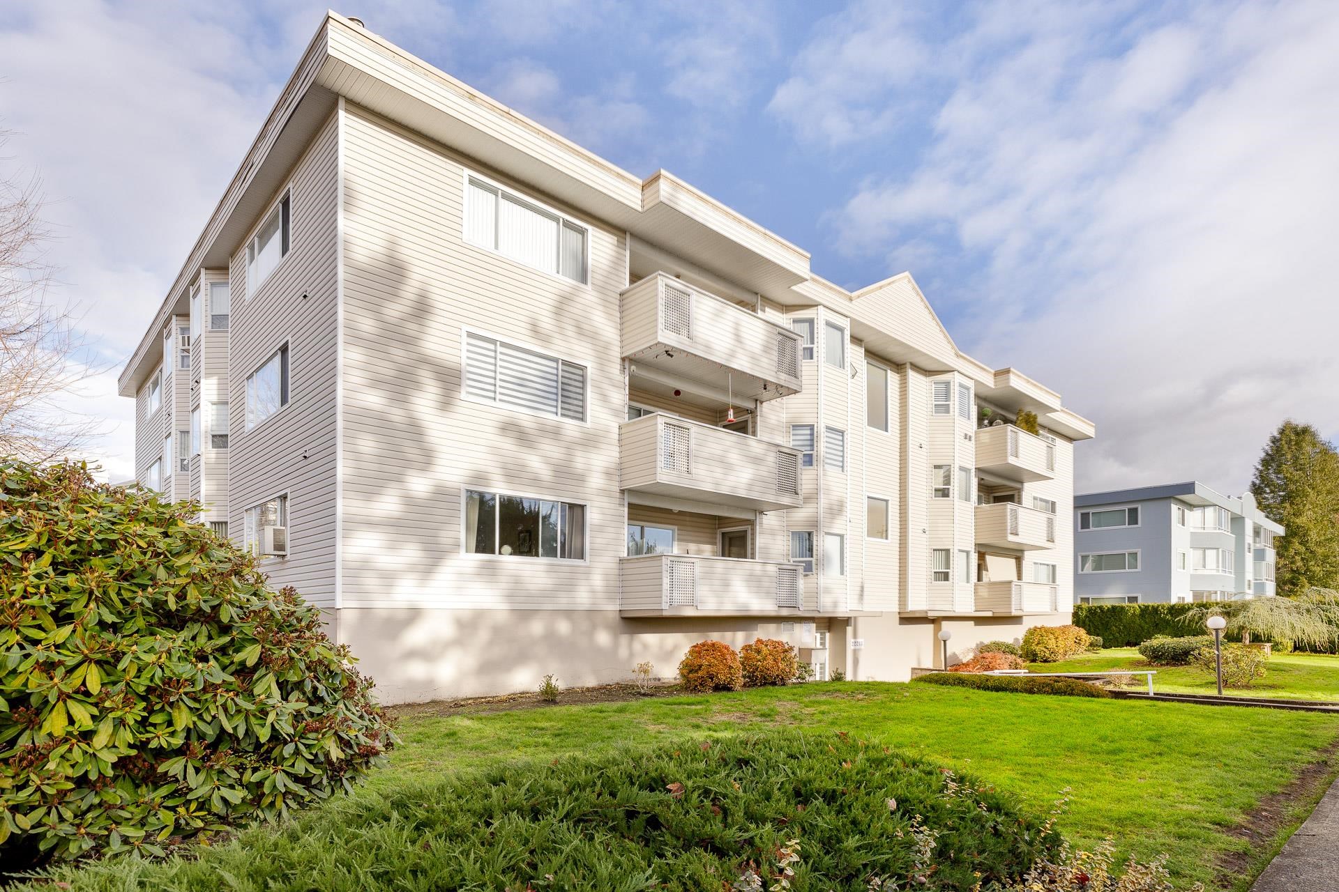 22213 Selkirk Avenue 102