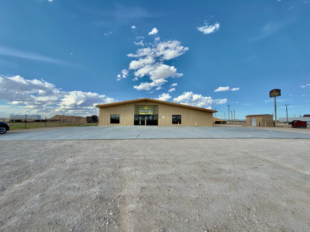 Situated on 2 acres just off the interstate & Highway 385, this restaurant offers visibility and easy access for high traffic exposure. The spacious interior features a large dining area with ample seating and an efficient service layout. With plenty of parking and strong roadside presence, this turnkey property is ideal for an owner-user or investor looking for a high-potential commercial opportunity.