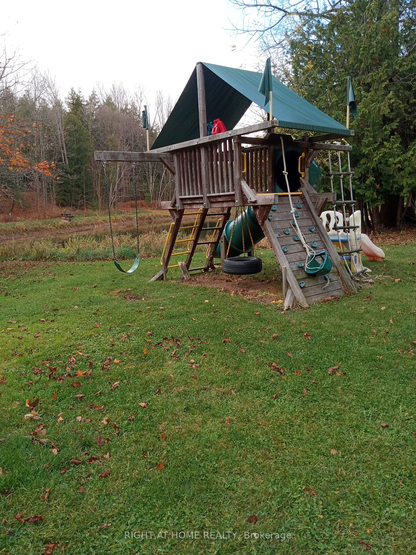7 Pine River Cres