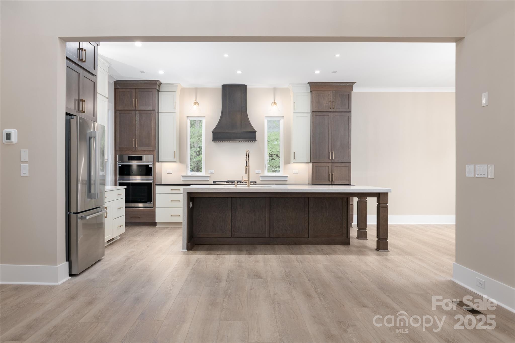 4488 Mirror Lake Drive