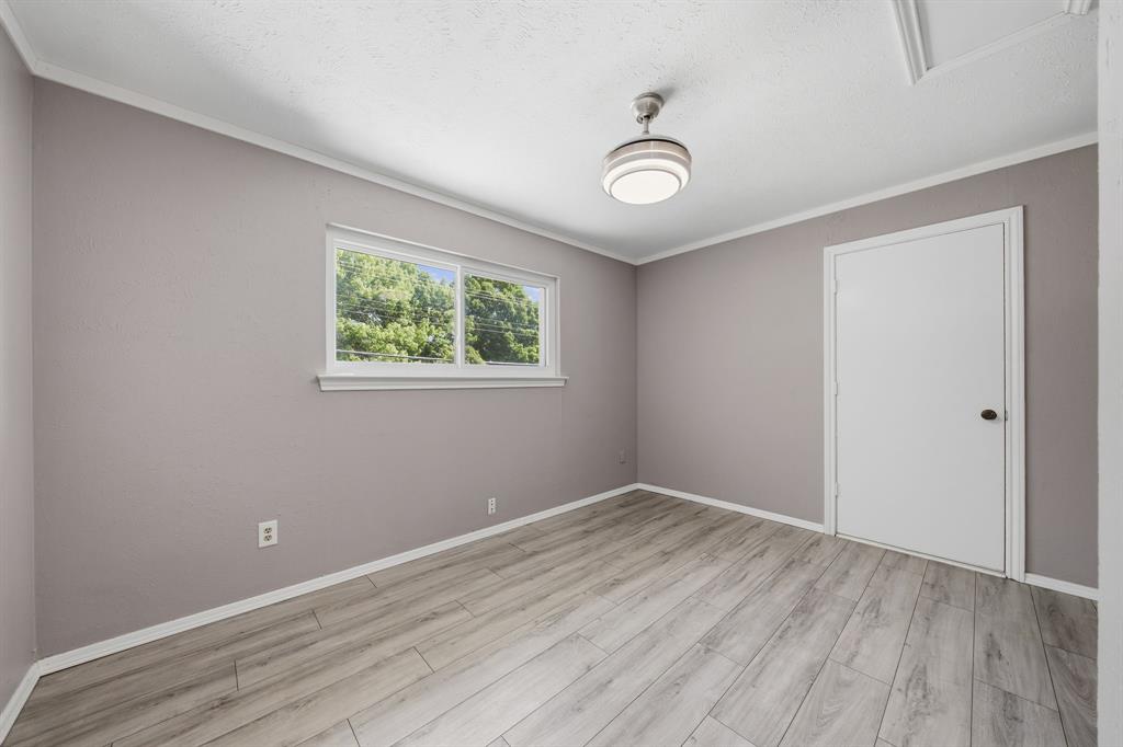 416 Forest Grove Drive