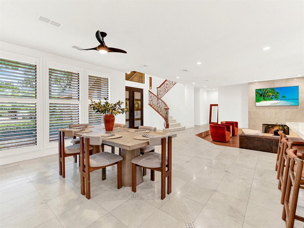 5317 Catamaran Drive