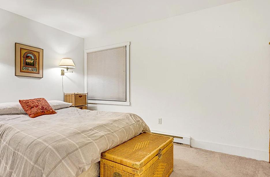 100 Creekside Drive, Condo 51