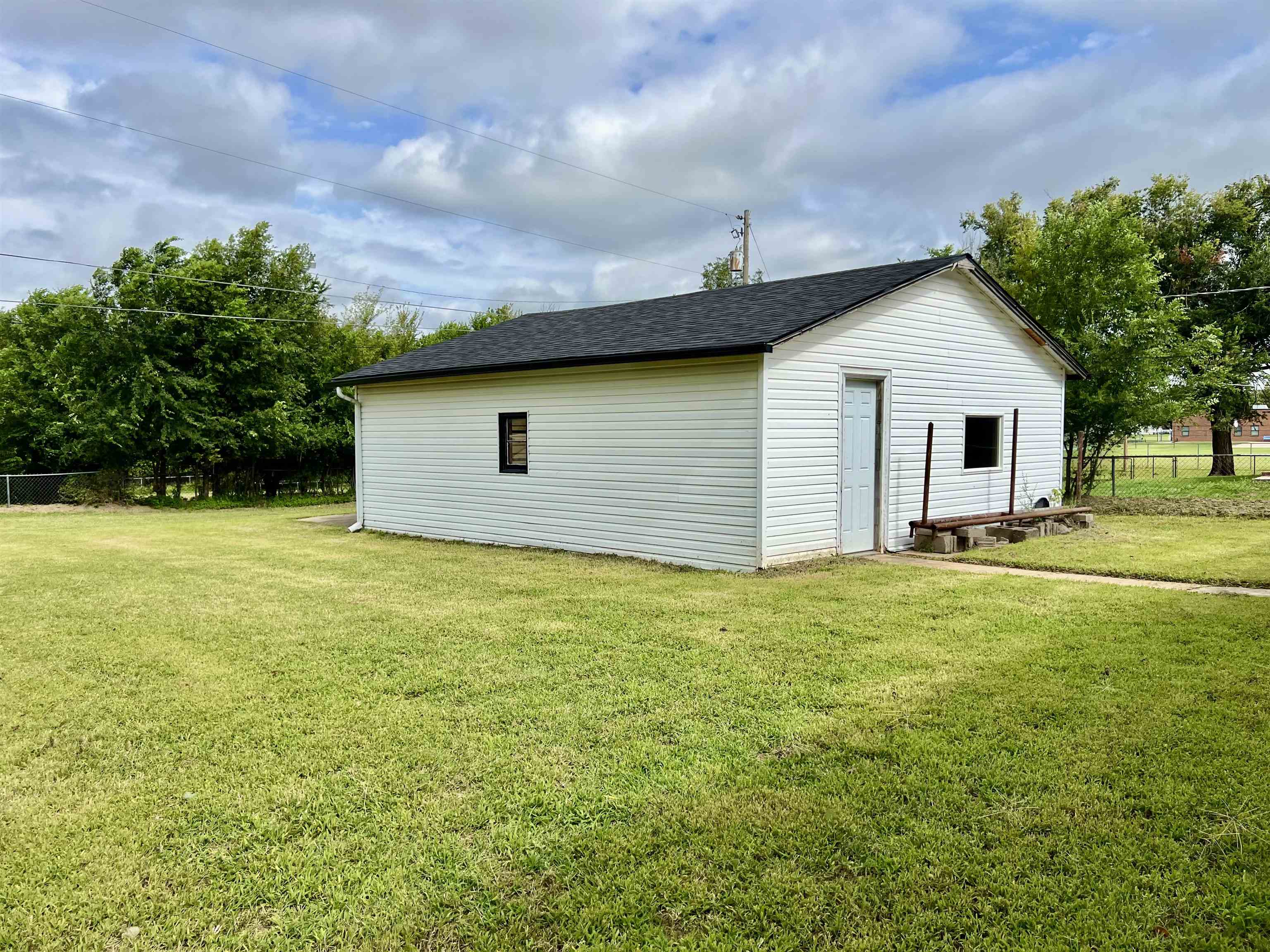 1015 N 10th