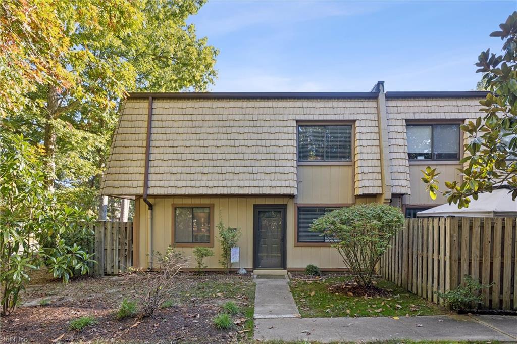 1692 Monterry Place, Newport News, VA 23608