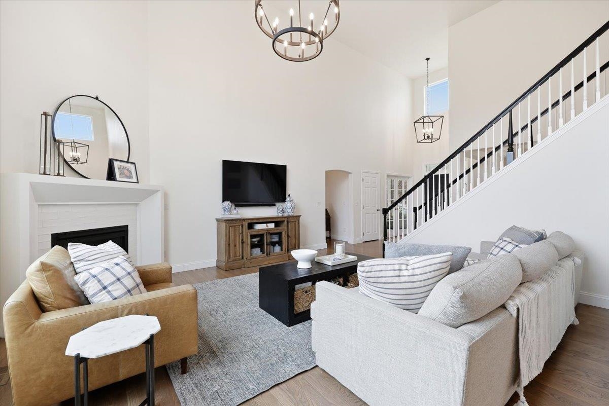 17405 E Morningside Ln