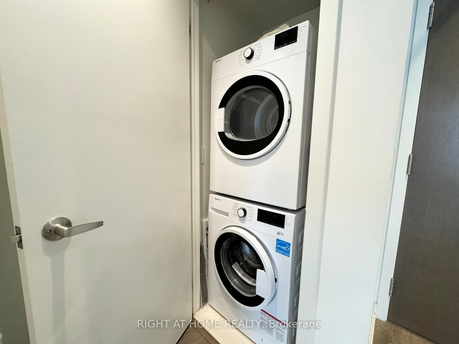 15 Lower Jarvis St 2804