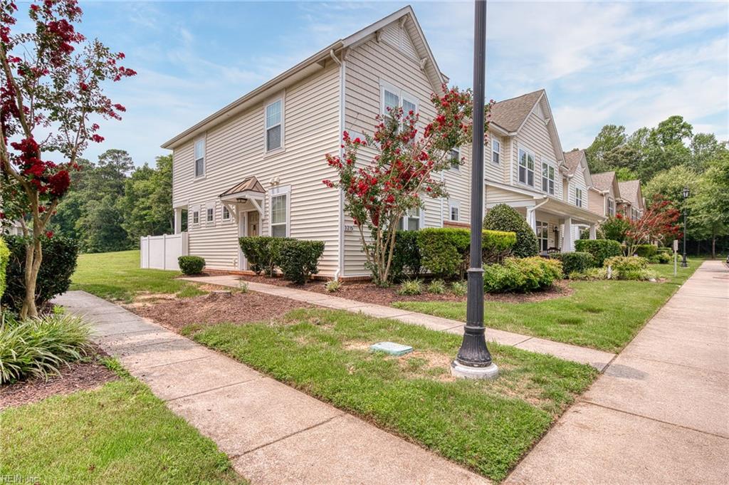 3215 Kenton Court