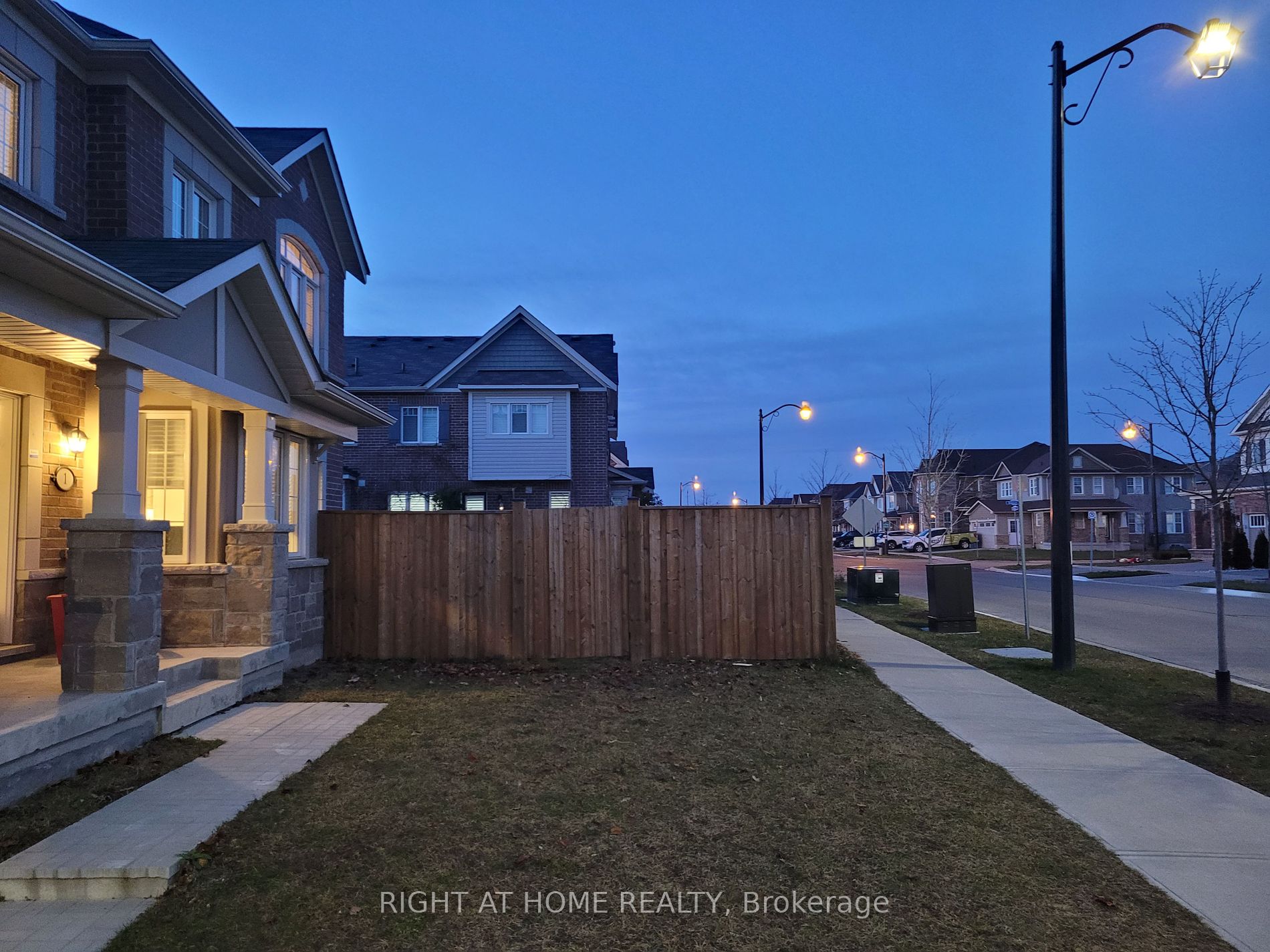 1000 Asleton Blvd 1