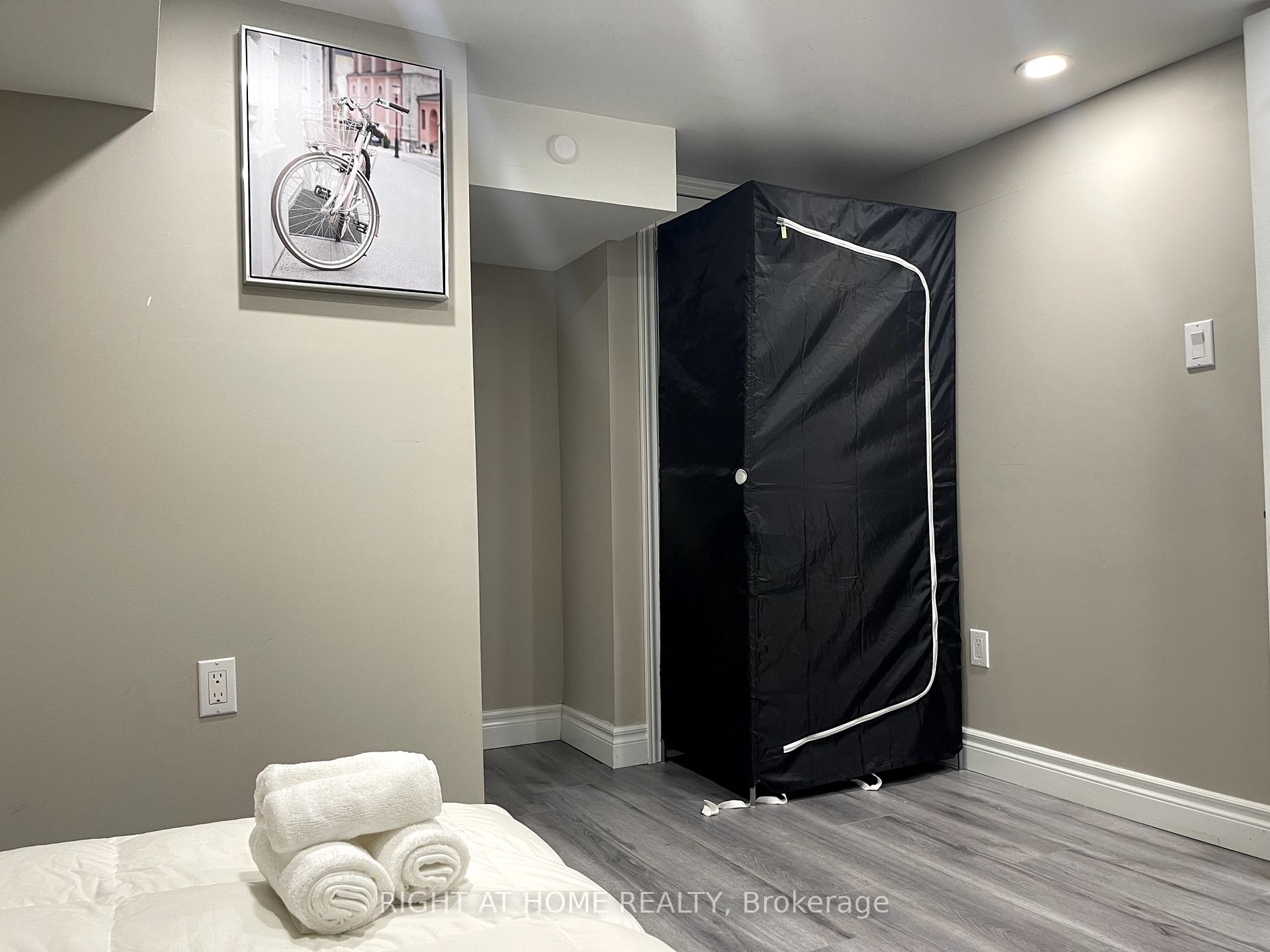 12 Foxley St Basemen