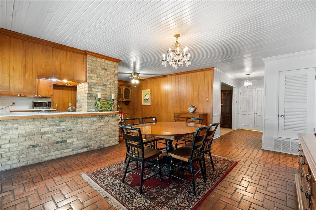 409 N Overlook Drive