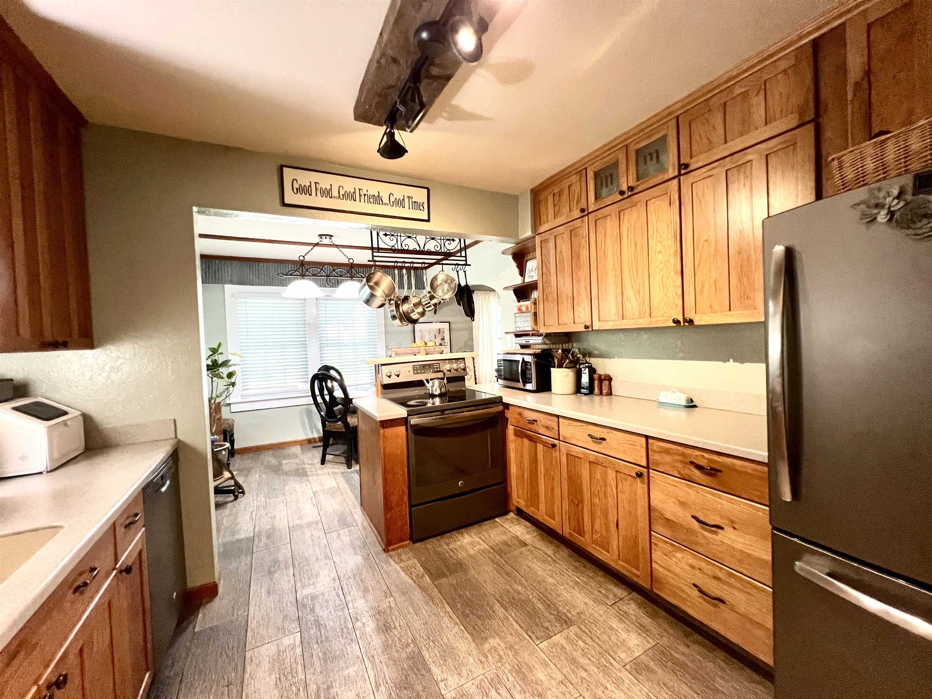 1825 N 9th