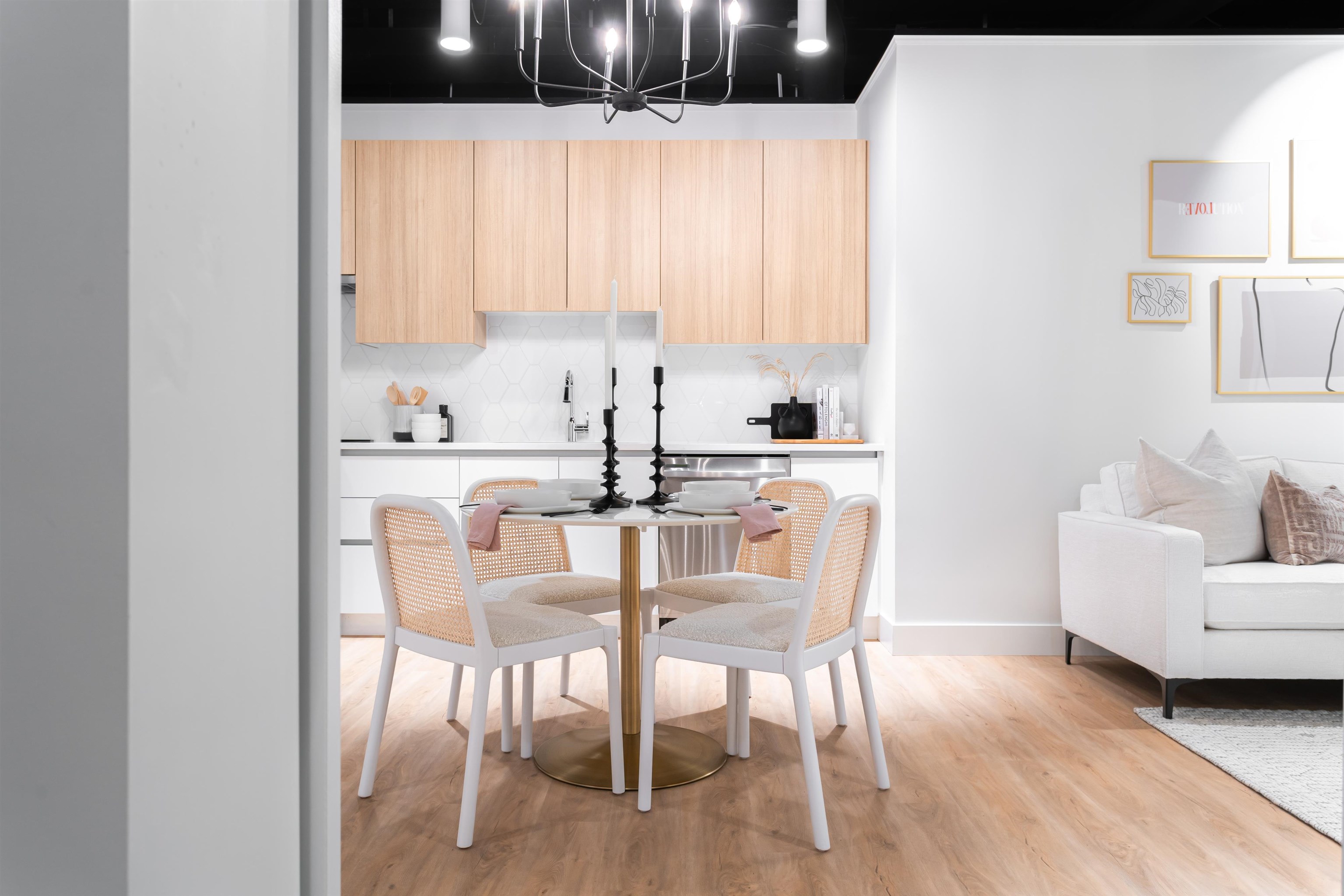 11907 223 Street 305