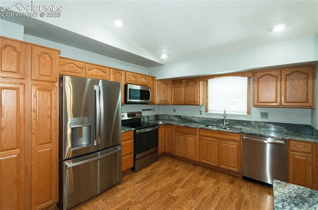 3620 E Cresta Loma Circle