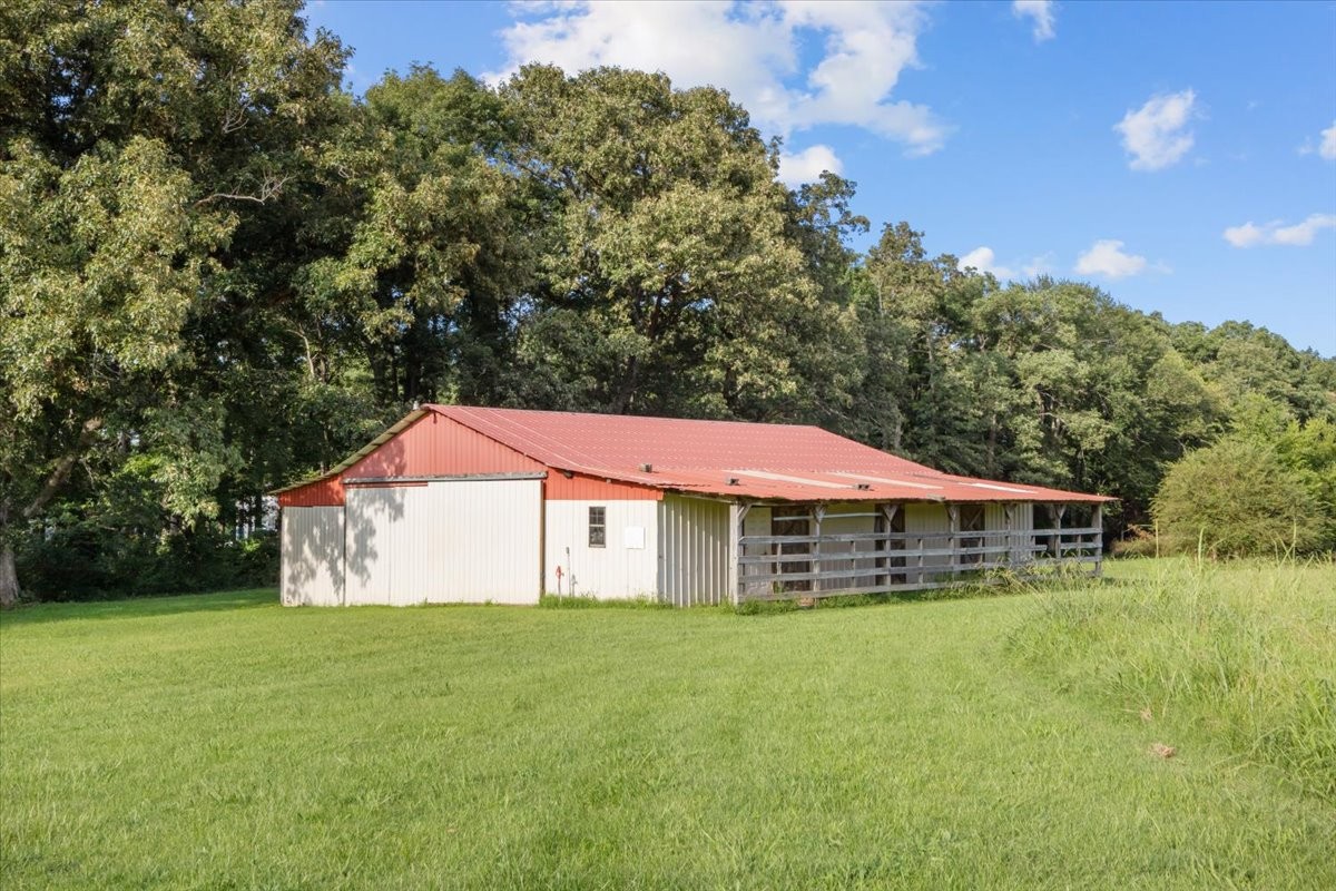 1015 Garners Creek Rd