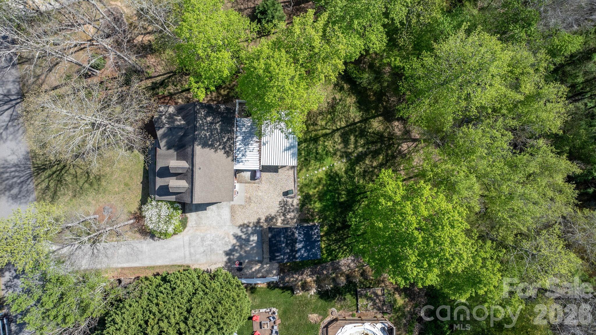 104 Buck Shoals Circle