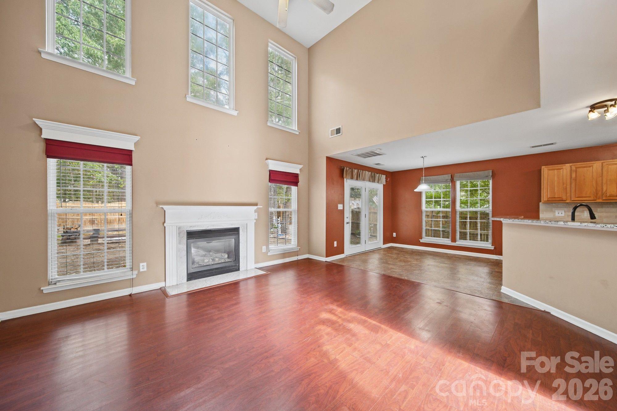 1617 Winthrop Lane 101